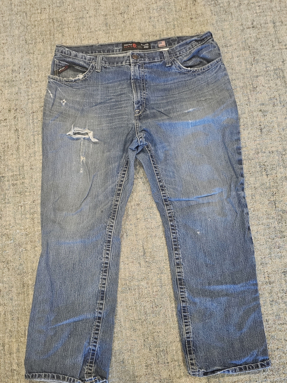 Ariat Men's FR M4 Relaxed Distressed Blue Jeans